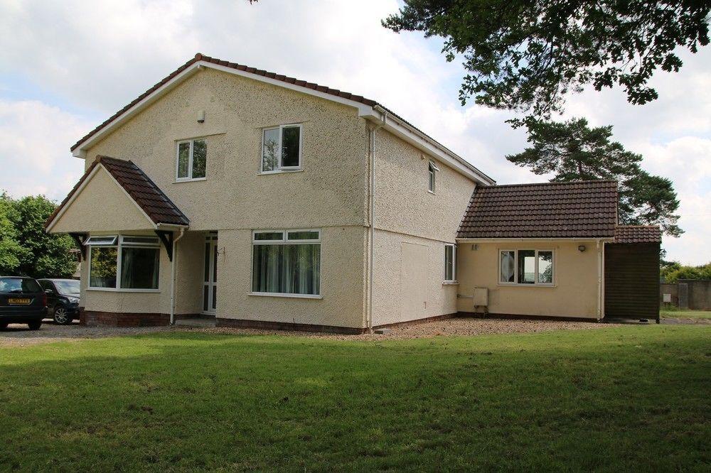 The Lodge Redhill  Exterior photo